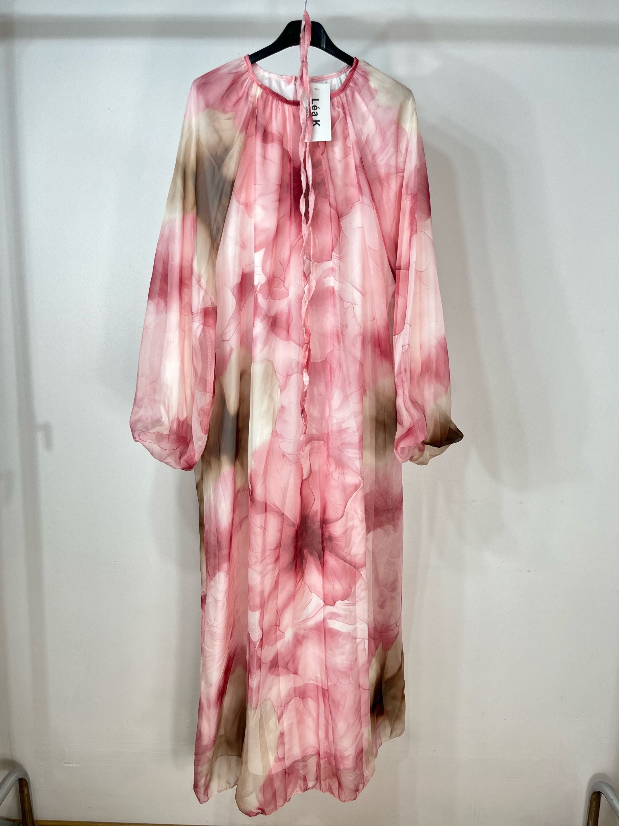 Robe WARDA