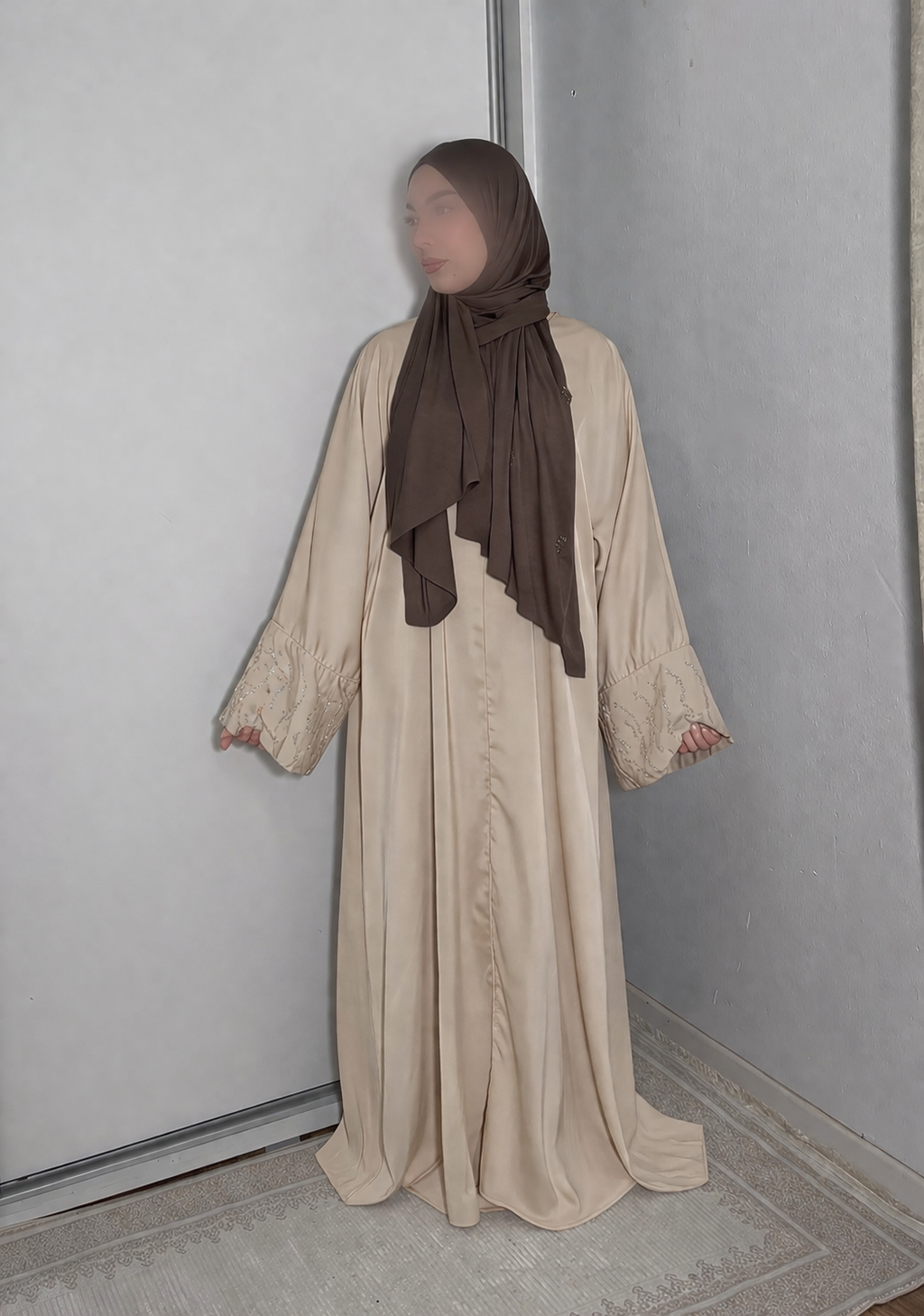 Abaya Lina